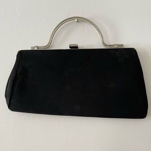 Classic silk clutch w a handle -